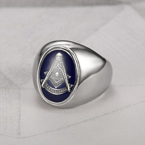 Classic Past Master Oval Masonic Rings